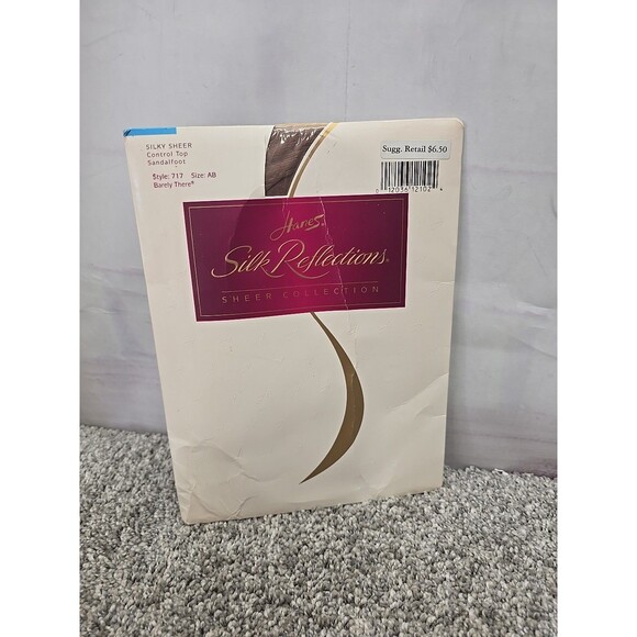 Hanes Accessories - NOS Vintage Hanes Silk Reflections Sheer Collection 717 Size AB Barely There
